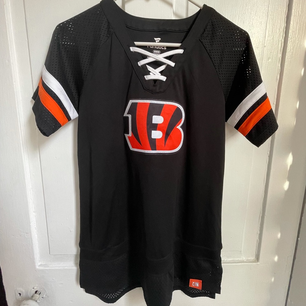 Women’s bengals top